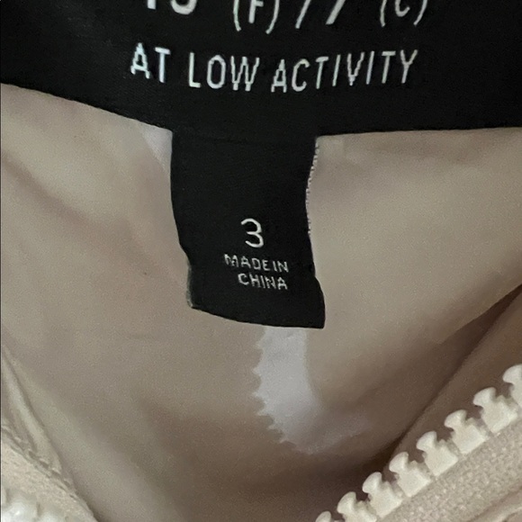 Torrid Women's Light champagne Puffer Jacket - Picture 3 of 4